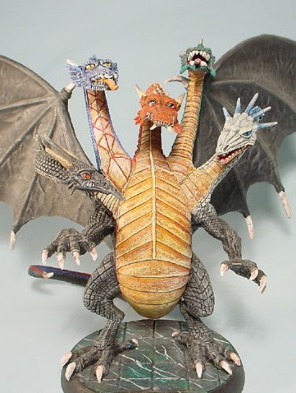 Takhisis Queen Of Darkness. no Box Unpainted